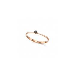 Solitaire Ring in Rose Gold and Brilliant Black